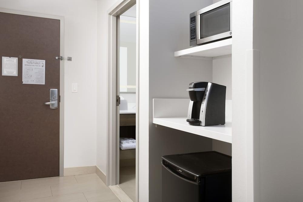 Holiday Inn Express Jacksonville Beach By Ihg Zewnętrze zdjęcie