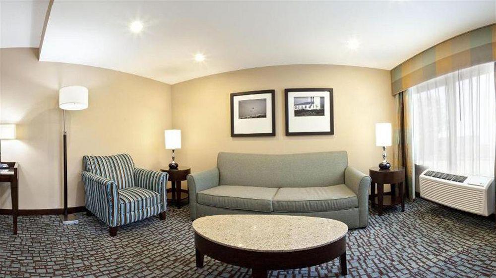 Holiday Inn Express Jacksonville Beach By Ihg Zewnętrze zdjęcie