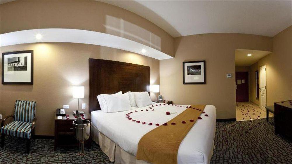 Holiday Inn Express Jacksonville Beach By Ihg Zewnętrze zdjęcie