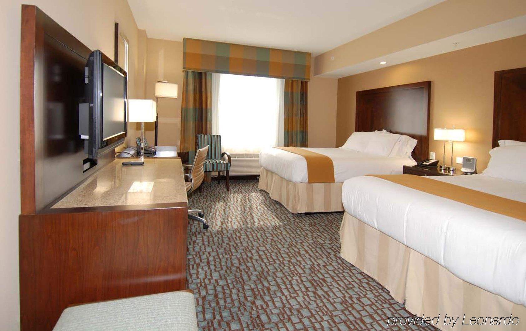 Holiday Inn Express Jacksonville Beach By Ihg Pokój zdjęcie