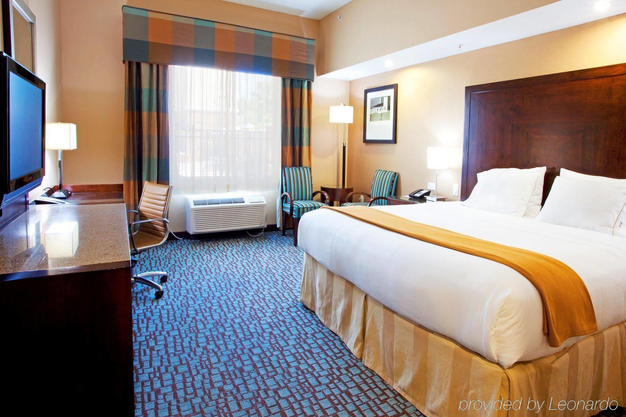 Holiday Inn Express Jacksonville Beach By Ihg Zewnętrze zdjęcie