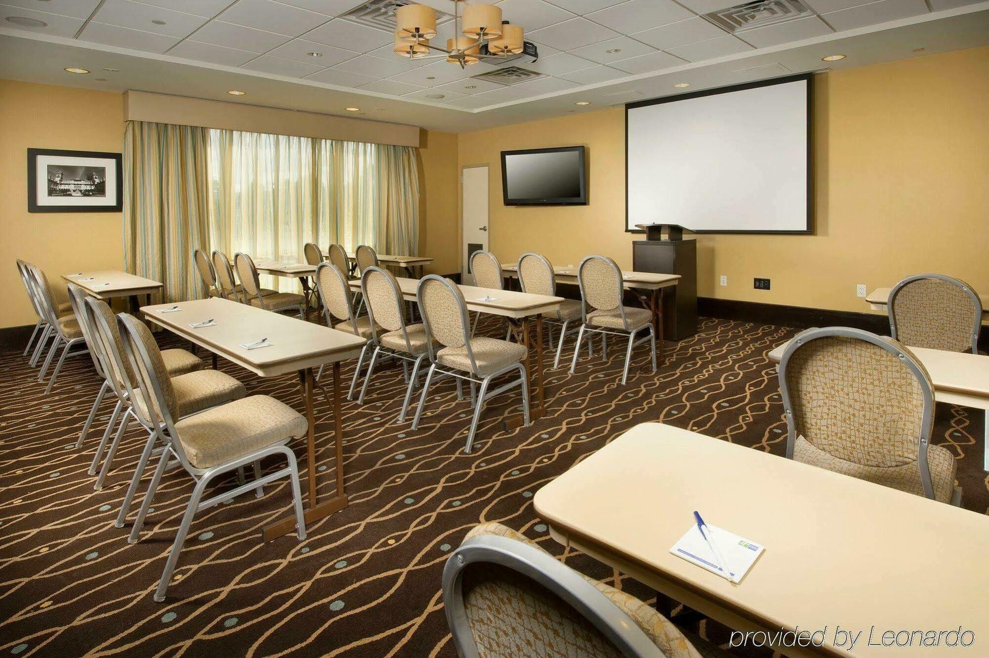 Holiday Inn Express Jacksonville Beach By Ihg Zewnętrze zdjęcie